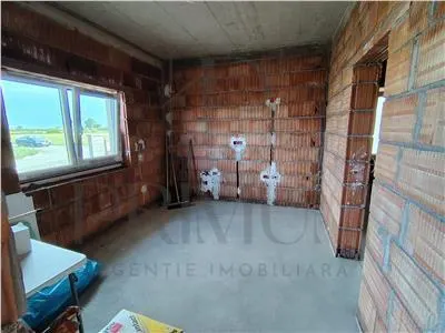 Mosnita Noua, Casa individuala pe parter, locatie foarte buna - foto 4