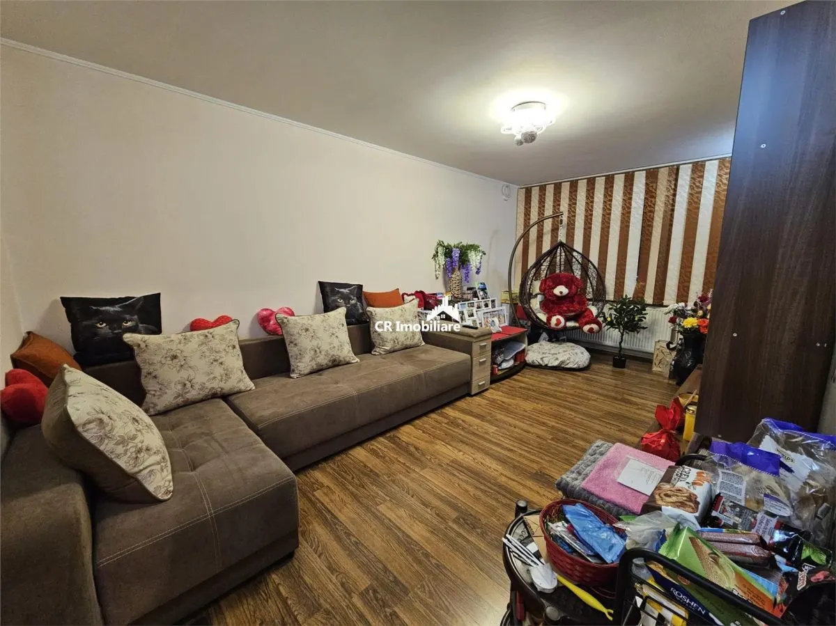 Apartament 3 camere Fizicienilor cu centrala proprie - foto 1