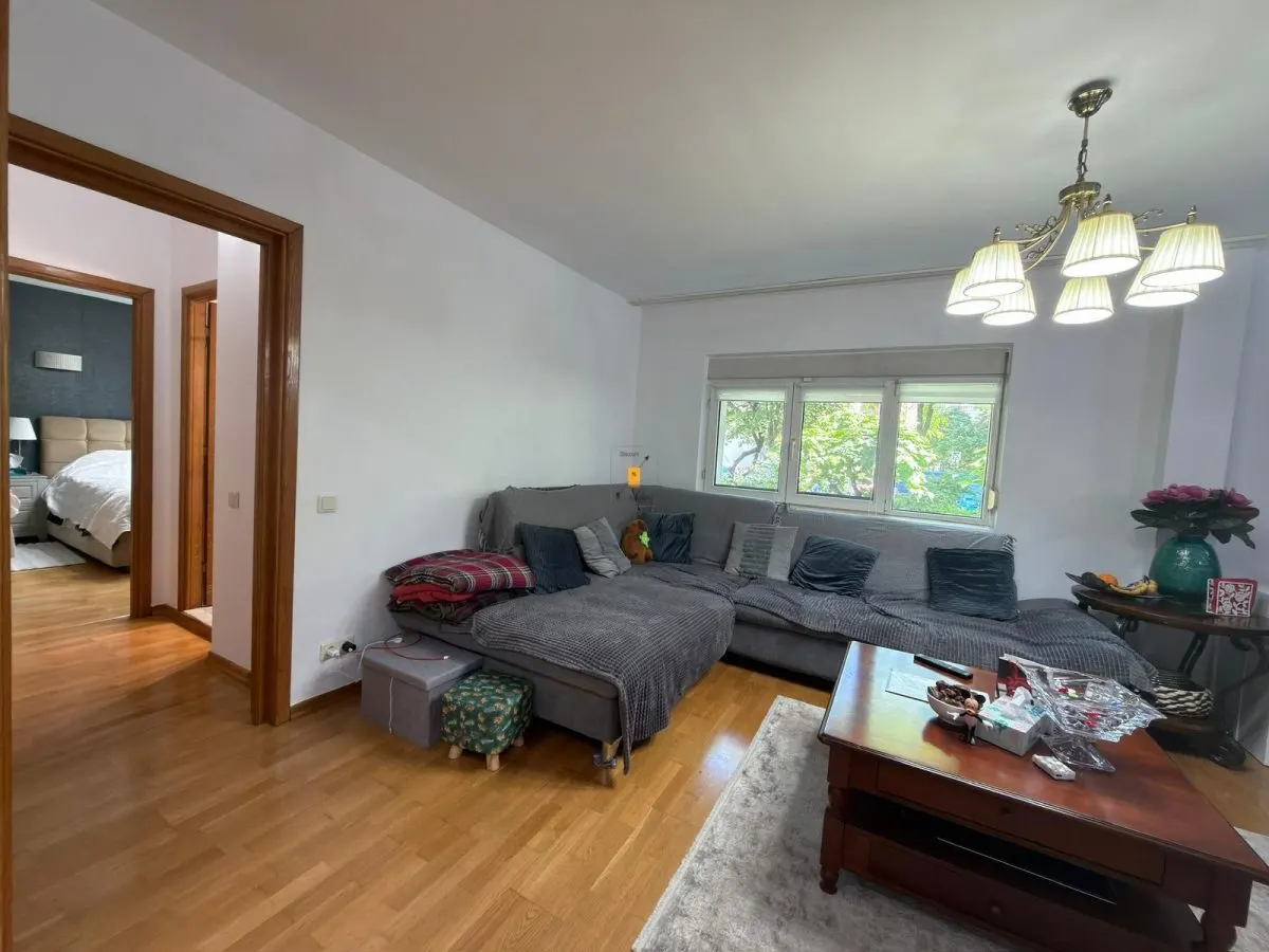 Apartament 4 camere zona Republicii - foto 1