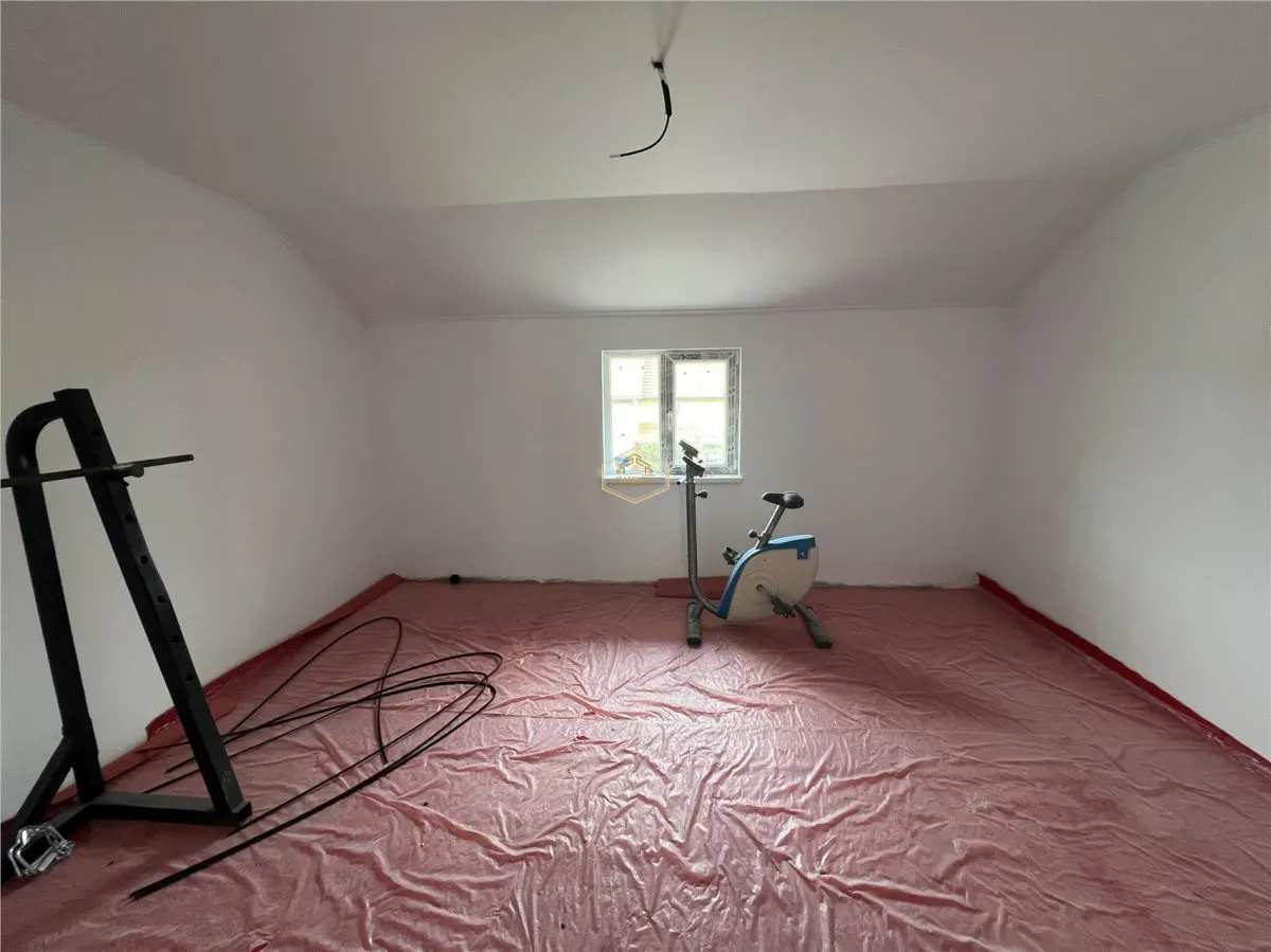 Casa Noua cu 4 dormitoare si piscina | Ambud, Satu Mare - foto 13