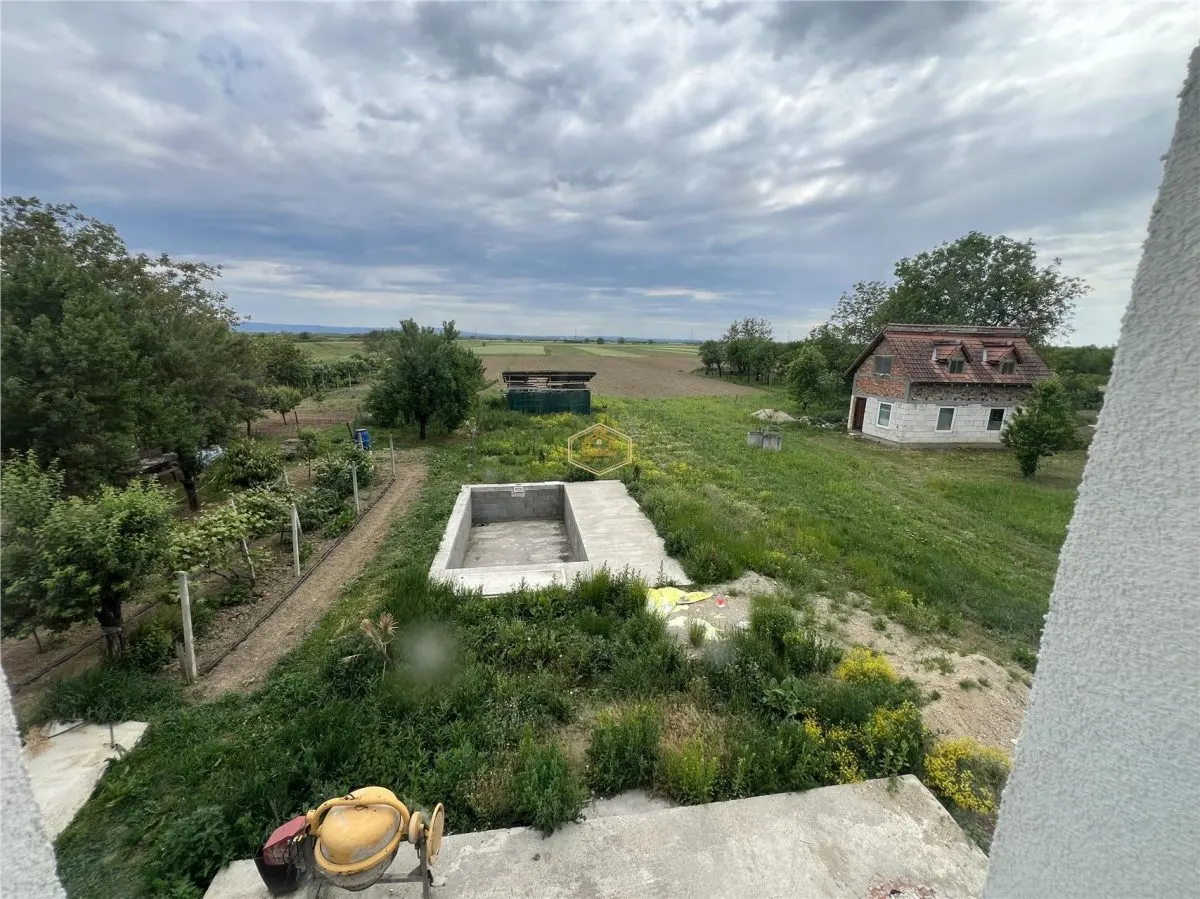 Casa Noua cu 4 dormitoare si piscina | Ambud, Satu Mare - foto 16