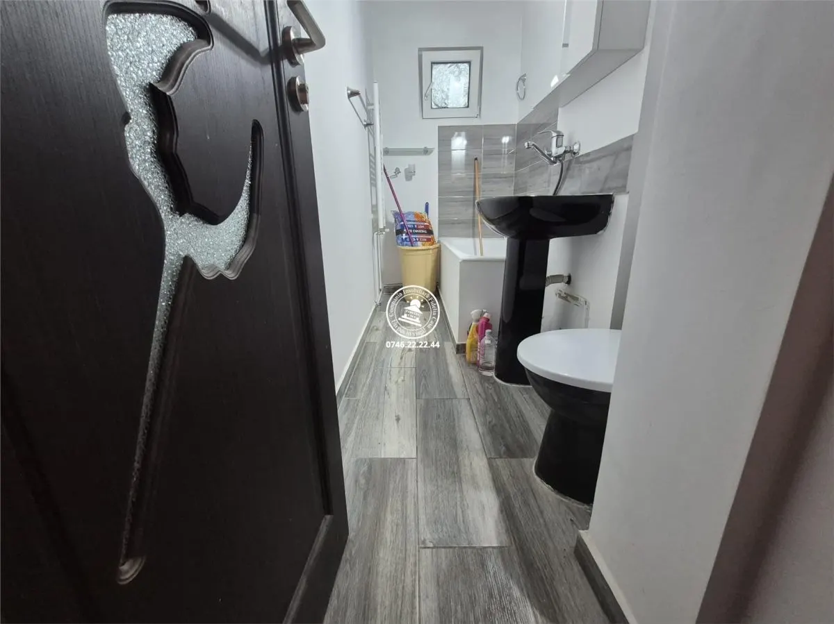 apartament cu 2 camere de vanzare - foto 5