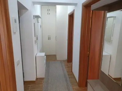 Apartament 3 camere, regim vila, cu gradina, Tractorul, Brasov - foto 5