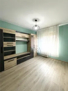 Apartament de vanzare cu 3 camere Rogerius - Oradea