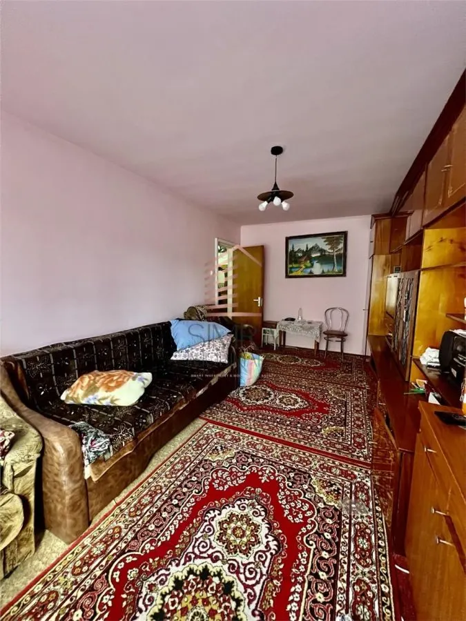 Apartament de vanzare cu 3 camere Rogerius - foto 10