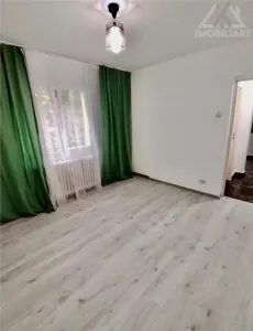 Apartament 3 camere decomandat - Tatarasi Dispecer - foto 2