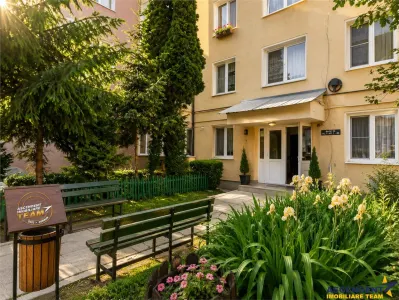 OFERTA REZERVATA! FILM & 3D ! Apartament 2 camere, echipat, balcon, areal cu atmosfera linistita,  Covasna. - foto 4