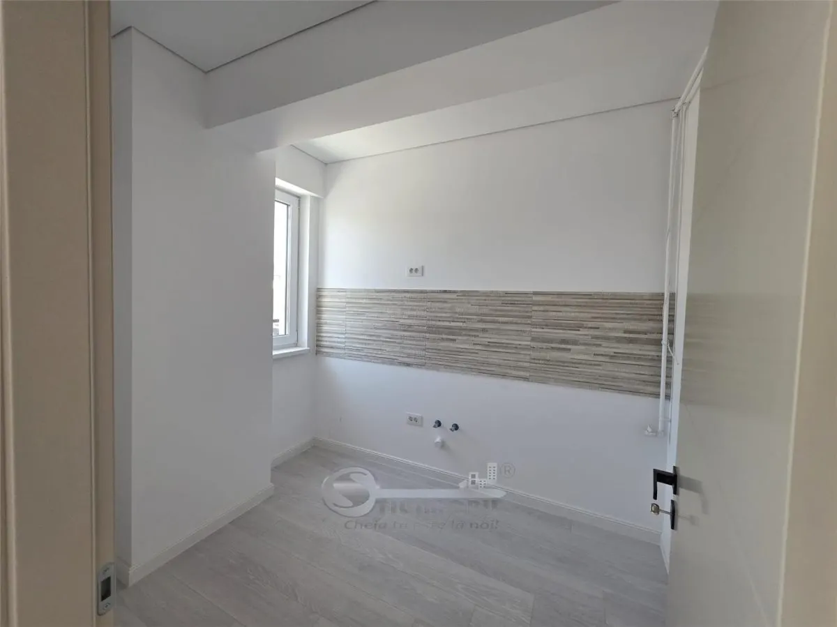 Apartament o camera Bucium + curte de 20mp - foto 2