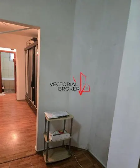 Apartament 3 camere Dristor Metrou Pretabil Firma - foto 1