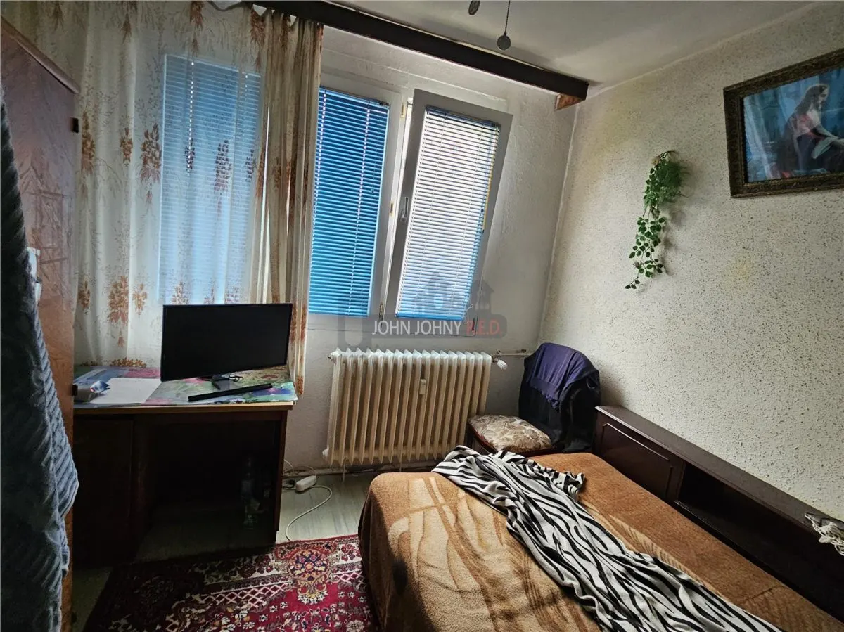 Apartament 3 camere decomandat - Brancoveanu, Str. Uioara - 63mp - foto 13