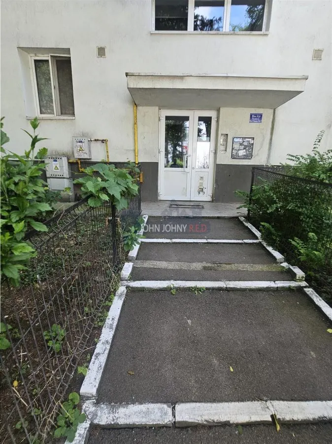 Apartament 3 camere decomandat - Brancoveanu, Str. Uioara - 63mp - foto 15