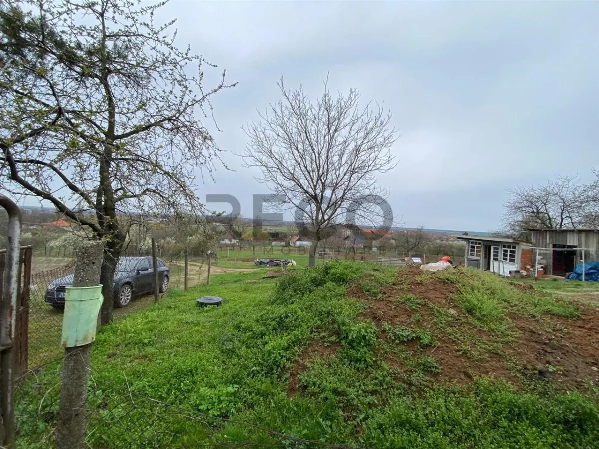 RECO Casa cu 2 camere cu priveliste frumoasa in Diosig - foto 6