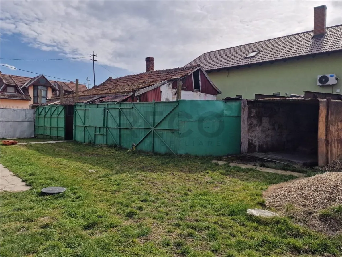 RECO Casa de demolat cu teren mare in Bors - foto 1
