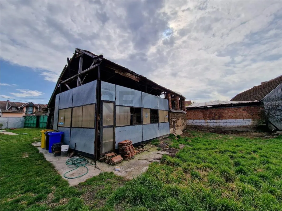 RECO Casa de demolat cu teren mare in Bors - foto 4