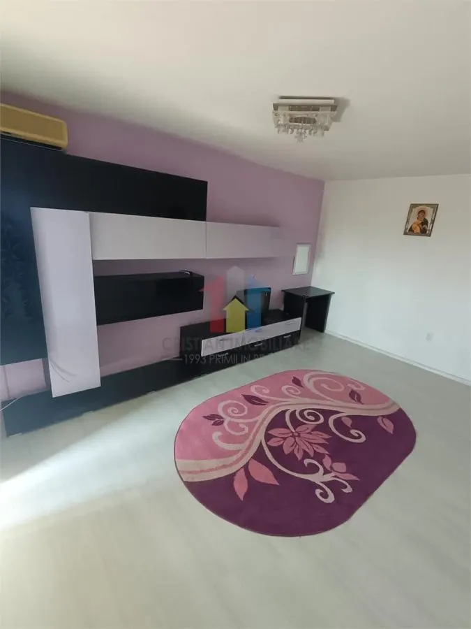 SPATIOS!  LIBER!! Ap 2 Camere, etaj Intermediar in bloc cu Lift-58 mp - foto 2