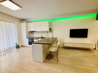 Penthouse de inchiriat 100 mp terasa 60 mp - Tautii-Magheraus