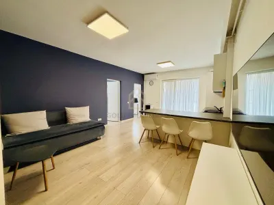 Penthouse de inchiriat 100 mp terasa 60 mp - foto 2