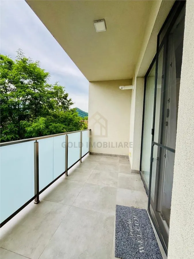 Penthouse de inchiriat 100 mp terasa 60 mp - foto 10