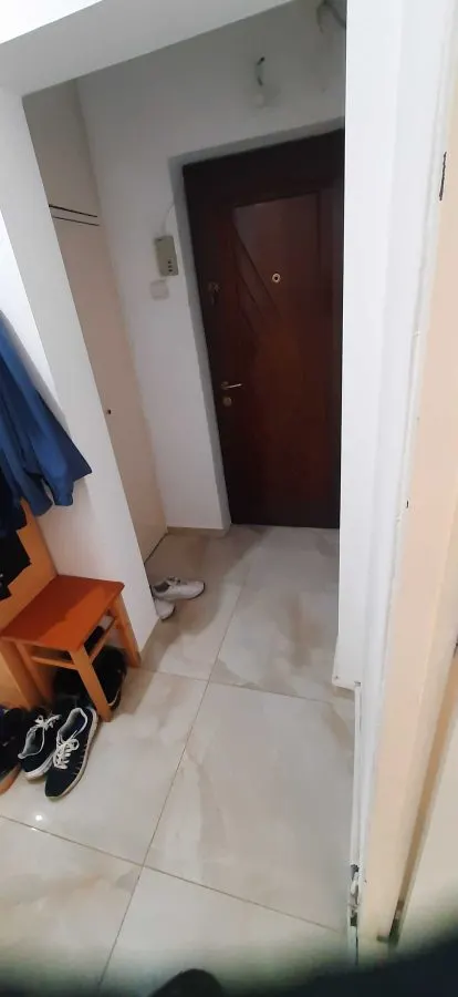 Apartament 2 camere Racadau,decomandat,etajul 1,127000 Euro - foto 6