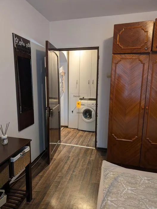 Inchiriere apartament  3 camere zona  Democratiei - foto 5