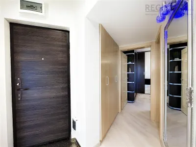 Apartament renovat cu 2 camere si parcare zona Judetean - foto 6