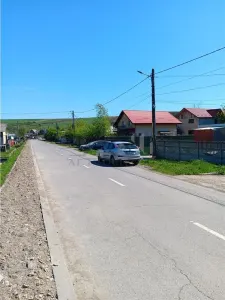 Doar 27e/mp!  Vorovesti TEREN 1787mp  toate utilitatile cu acces doua strazi asfaltate - Miroslava