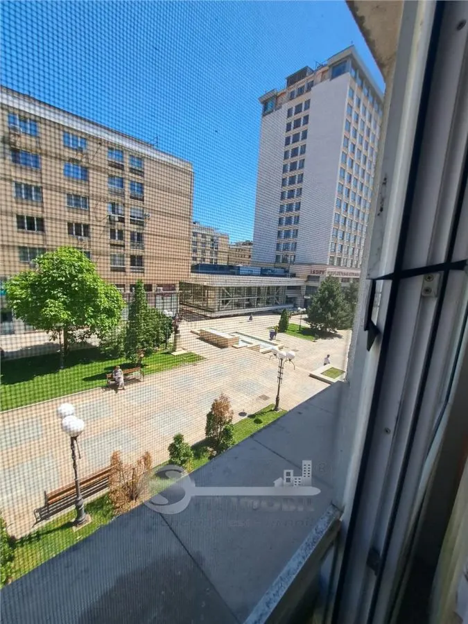 Apartament 3 Camere Ultracentral - 700 euro - foto 2