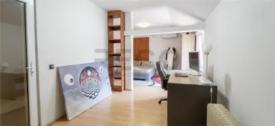 RECO Casa 4 camere, zona centrala Oradea, aproape de Piata Unirii - foto 12