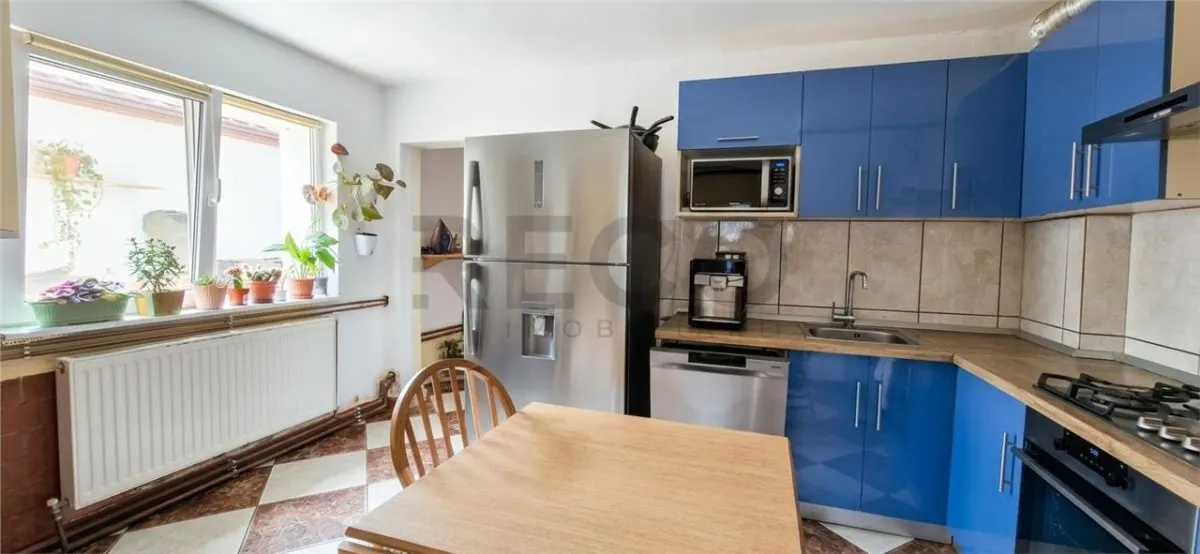 RECO Casa 4 camere, zona centrala Oradea, aproape de Piata Unirii - foto 8
