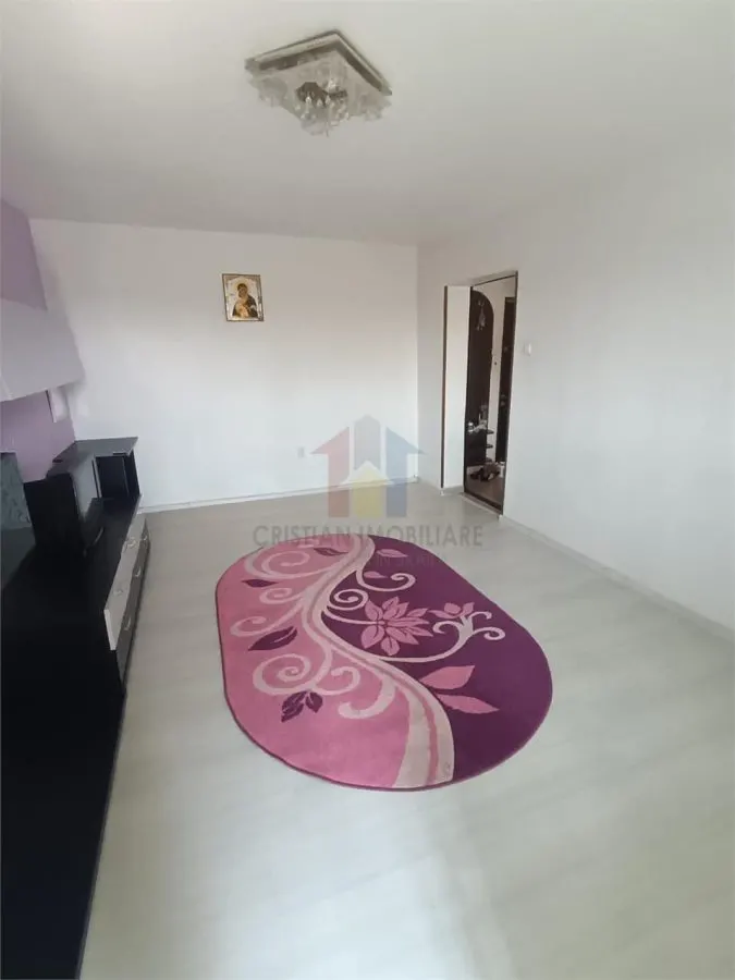 Ap 2 Camere, etaj Intermediar in bloc cu Lift-58 mp - foto 3