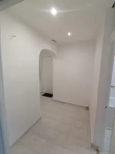 Garsoniera Racadau-pietonal,bloc apartamente,liber,74000 Euro - foto 5