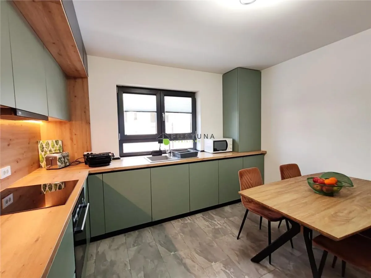 Casa moderna,  singura in curte - Izvor - foto 3
