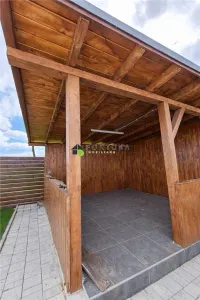 Casa moderna,  singura in curte - Izvor - foto 29