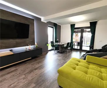 Casa moderna,  singura in curte - Izvor - foto 6