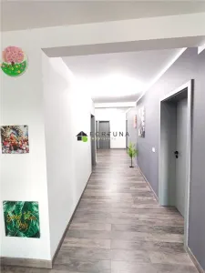 Casa moderna,  singura in curte - Izvor - foto 8