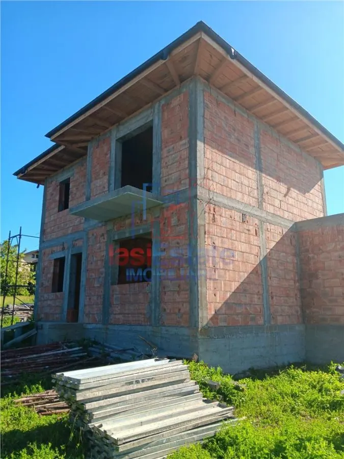 Valea Adanca str Vaii Vila duplex S=120mp teren 250mp - foto 6
