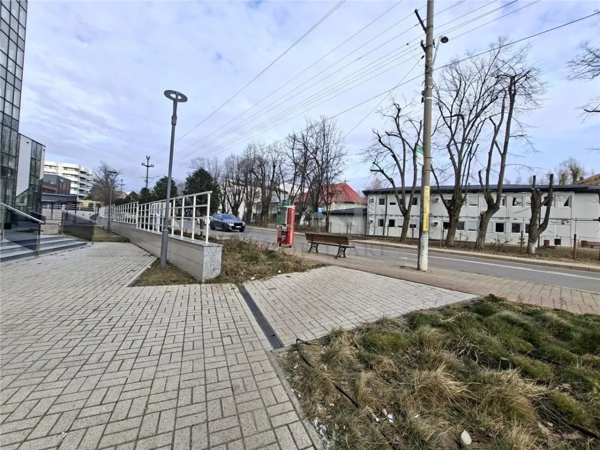 Inchiriere - Copou - Spatiu comercial 108mp Azimut - foto 1