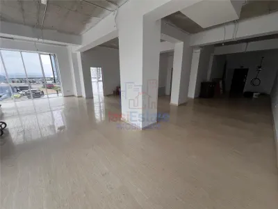 Inchiriere - Copou - Spatiu comercial 108mp Azimut - foto 5