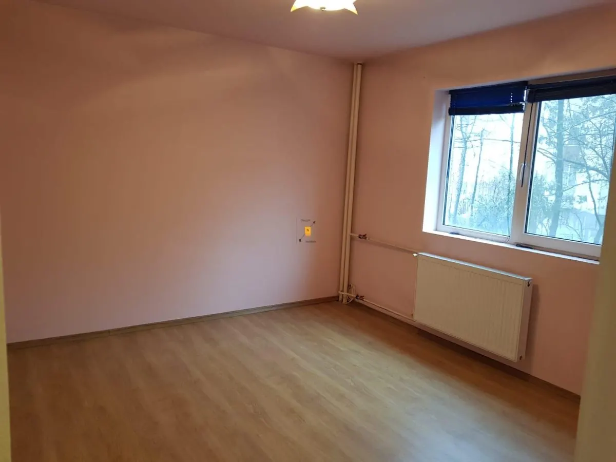 Apartament 2 camere zona Vest - foto 4