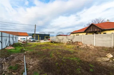 RECO Teren intravilan cu toate utilitatile in Bors - foto 11