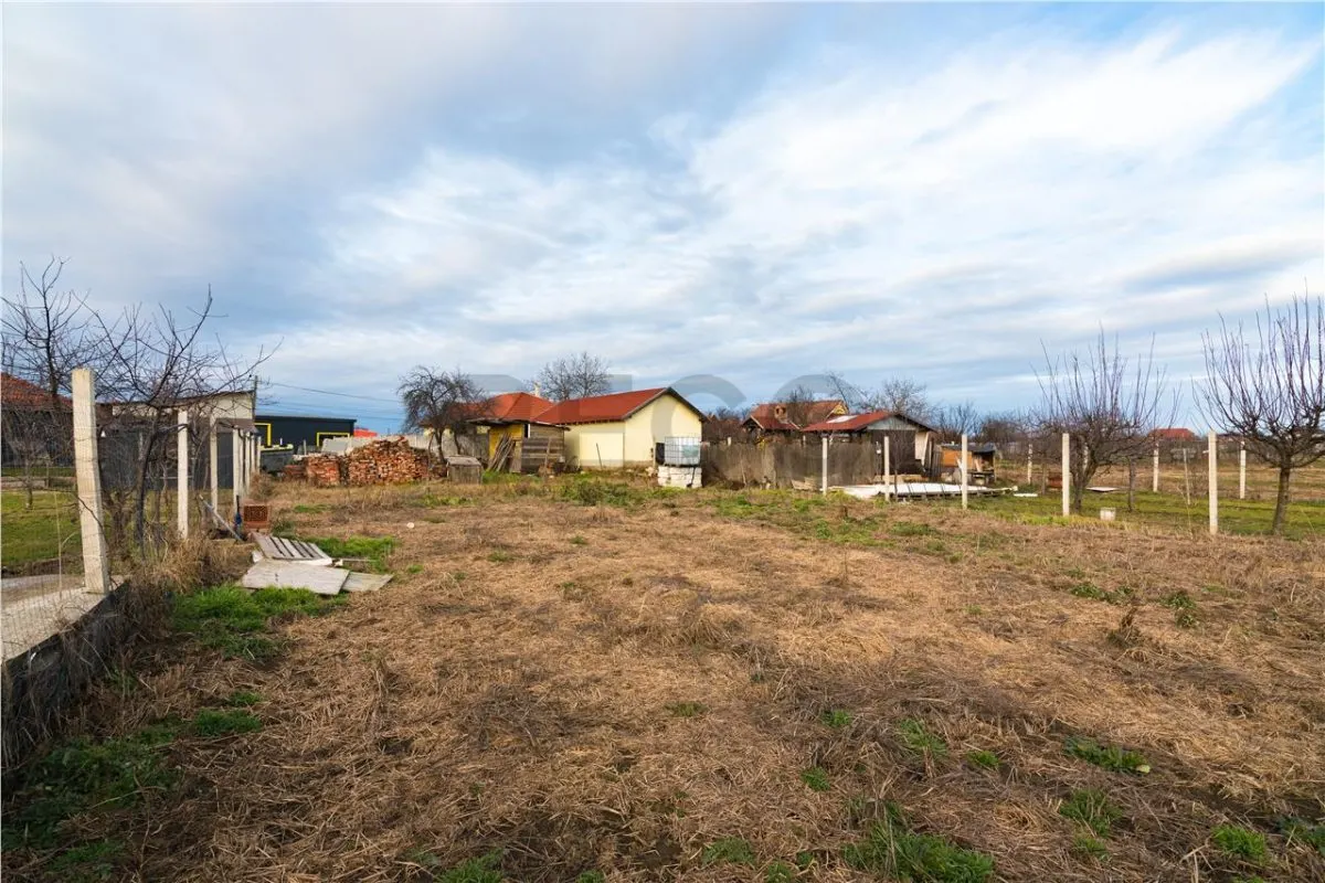 RECO Teren intravilan cu toate utilitatile in Bors - foto 6