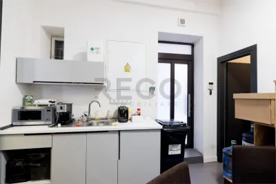 RECO Spatiu Comercial in Oradea zona ultracentrala, Republicii - foto 14