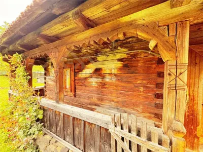 Gospodarie traditionala maramureseana pe 53 ari teren, sat Breb - foto 7