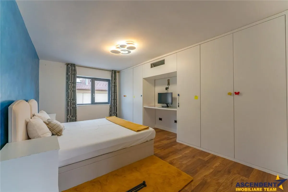 FILM& 3D! Vila high tech, cu semineu, jacuzzi, terasa, 7 camere cu baie proprie, Central, Brasov - foto 15