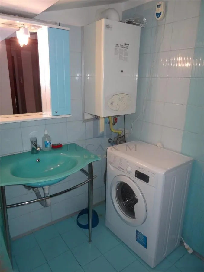 Apartament cu atmosfera aparte in Cetate - Str. Eugeniu de Savoya - Clădire renovata - foto 5