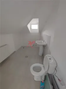 Vanzare apartament 2 camere, bloc mic, Polona - foto 10