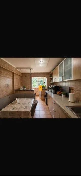 Apartament 3 camere zona Malu Rosu - foto 4
