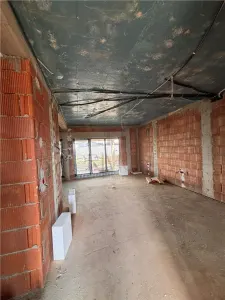 DUPLEX SPATIOS, MOSNITA VECHE, LOCATIA EXCELENTA, FINISAJE LA ALEGERE - foto 2