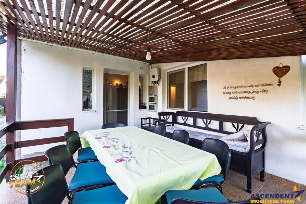 Casa familiala cu: teren 2.822 mp intravilan, sauna,  atelier, terasa, Central Capeni Baraolt - foto 3