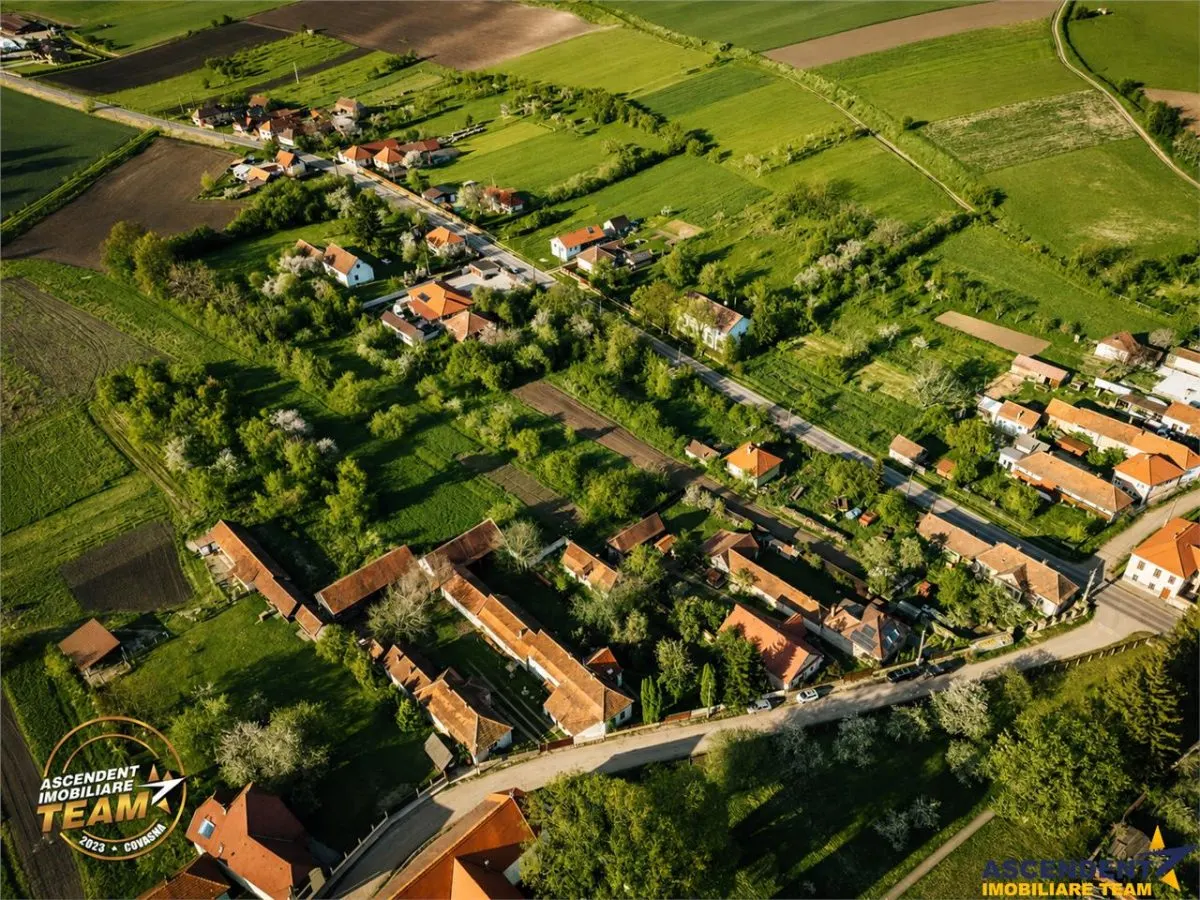 Casa familiala cu: teren 2.822 mp intravilan, sauna,  atelier, terasa, Central Capeni Baraolt - foto 5